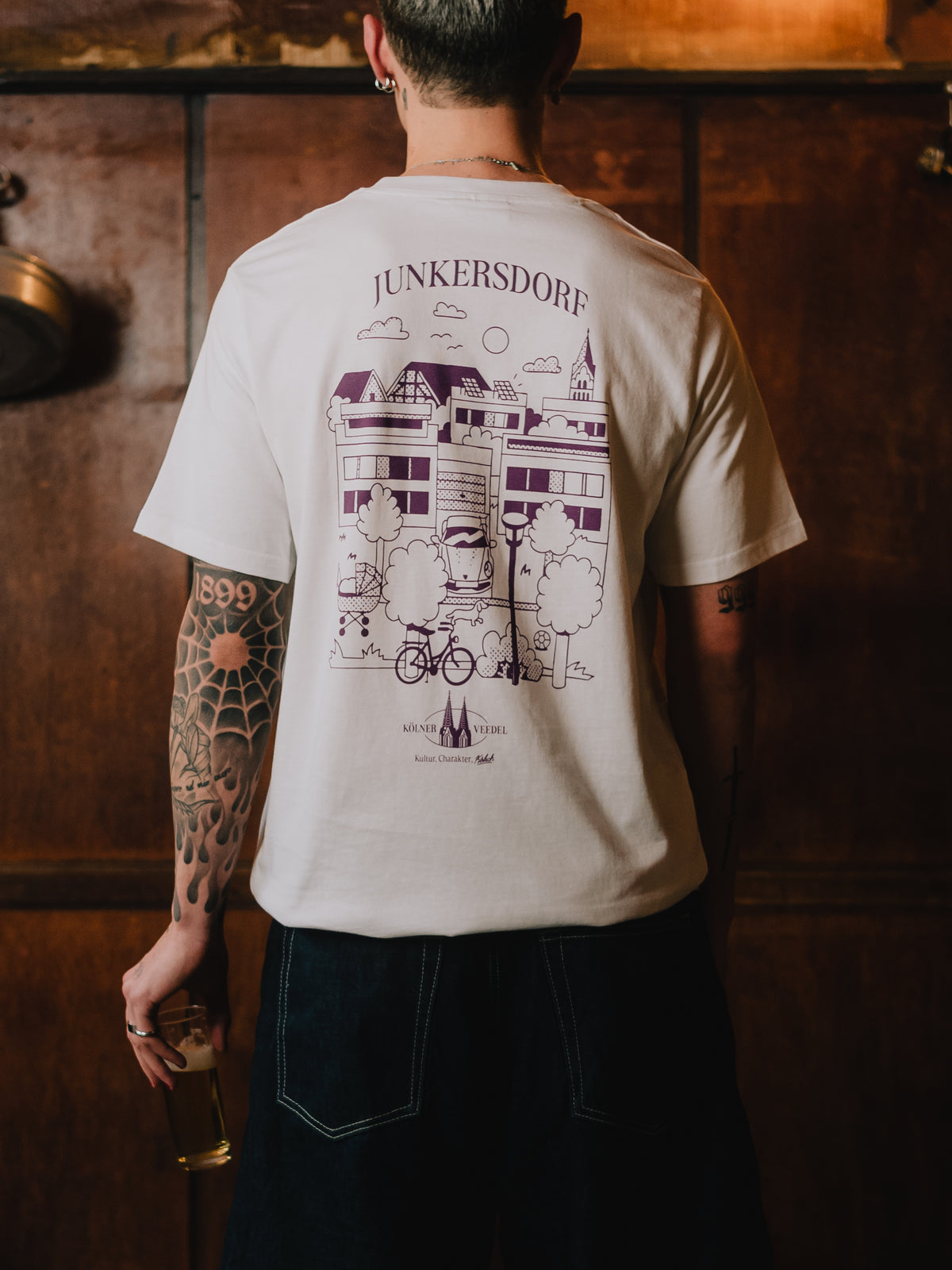 Veedel-Shirt Junkersdorf, getragen